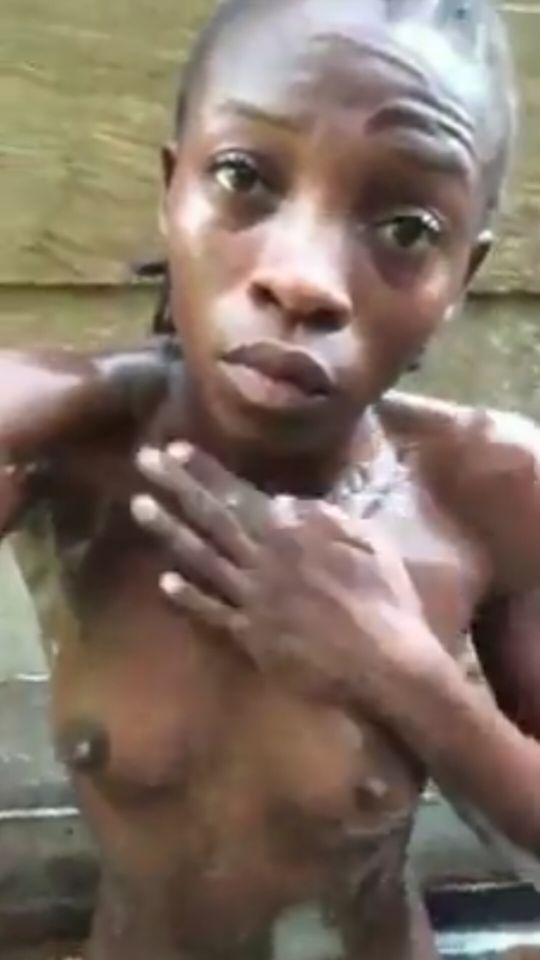 Ekiti University Leak Video of University Girlfriend Bathing